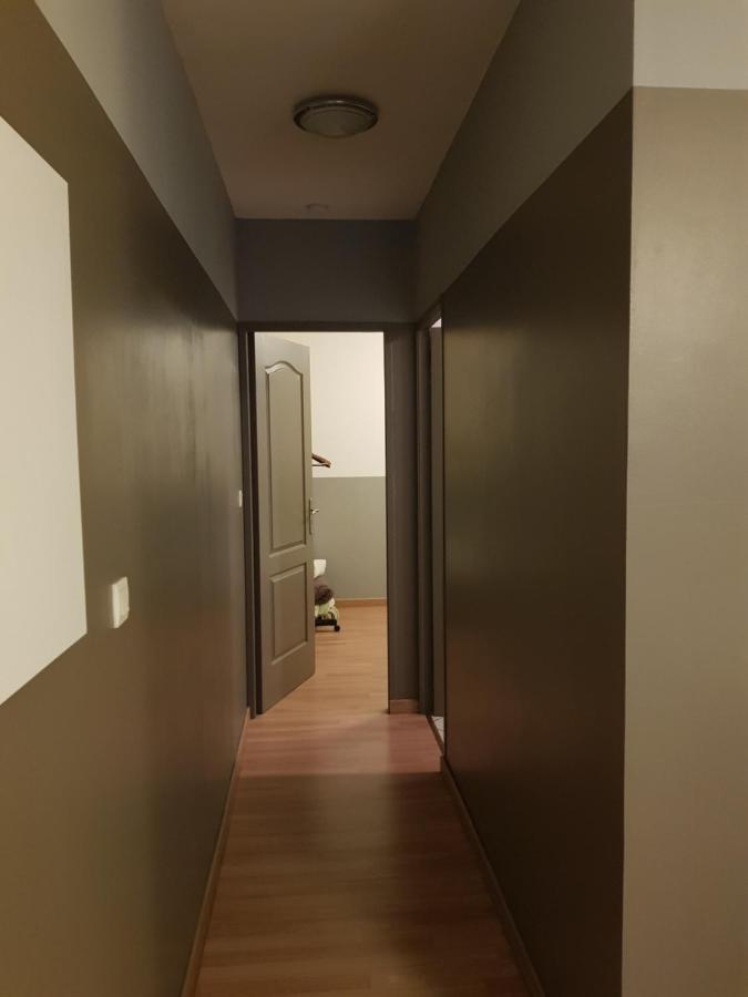 Appart'Hotel De La Tour Троа Екстериор снимка