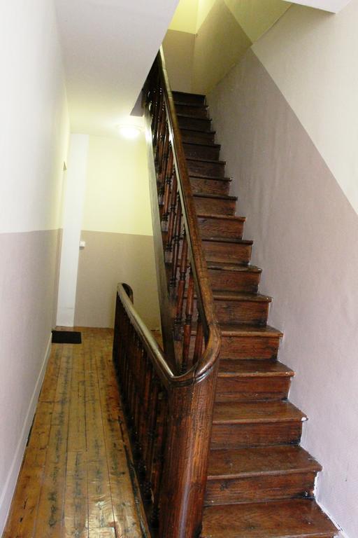 Appart'Hotel De La Tour Троа Екстериор снимка